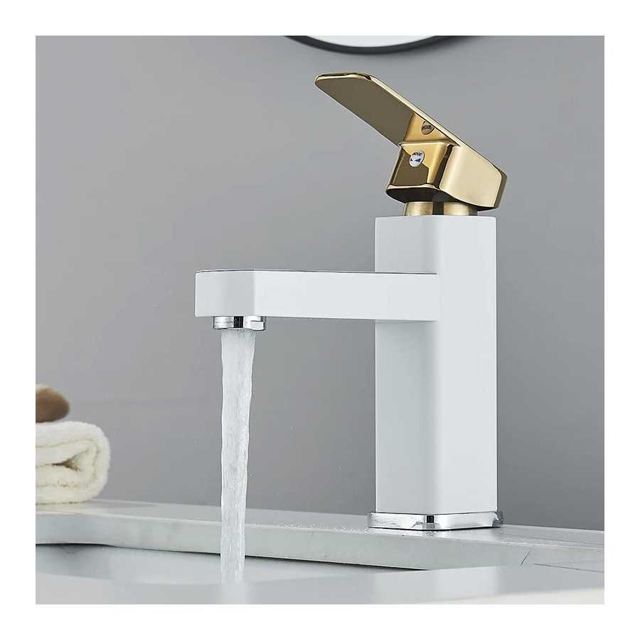 Grifo Digital para lavabo, accesorio con botón táctil, temperatura de