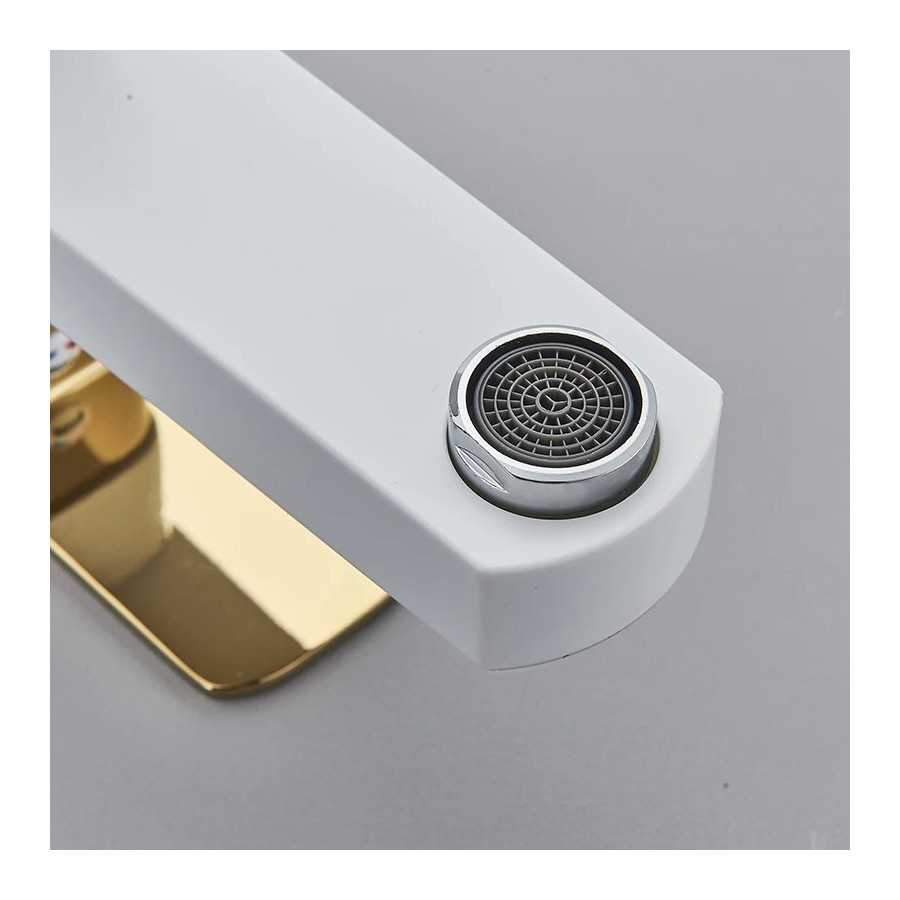 Grifo Digital para lavabo, accesorio con botón táctil, temperatura de