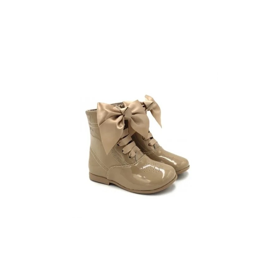 Botas de Charol Pascuala con Lazo Bubble Bobble 2116 para Niñas