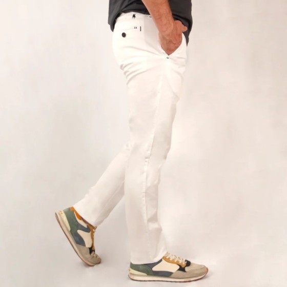 Pantalón Chino Hombre Algodón Elástico Colores Regular Fit S&C - Comod Pantalón Chino Hombre Algodón Elástico Colores Regular Fit S&C - Comod
