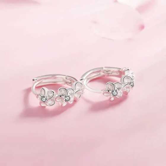 Pendientes de aguja de Plata de Ley 925 para mujer, joyería de alta calidad, flor de circón de cristal, perno prisionero lindo,