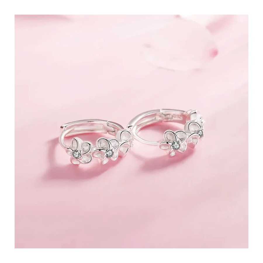 Pendientes de aguja de Plata de Ley 925 para mujer, joyería de alta calidad, flor de circón de cristal, perno prisionero lindo,