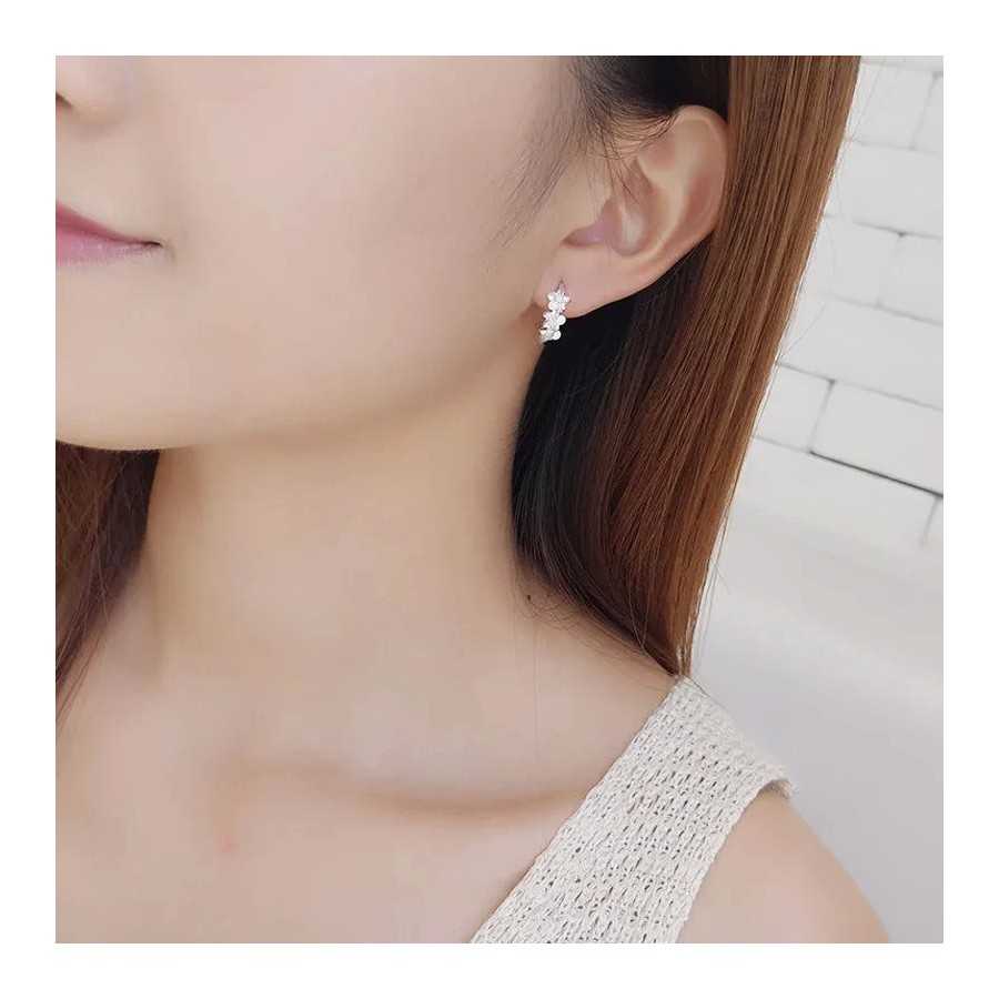 Pendientes de aguja de Plata de Ley 925 para mujer, joyería de alta calidad, flor de circón de cristal, perno prisionero lindo,