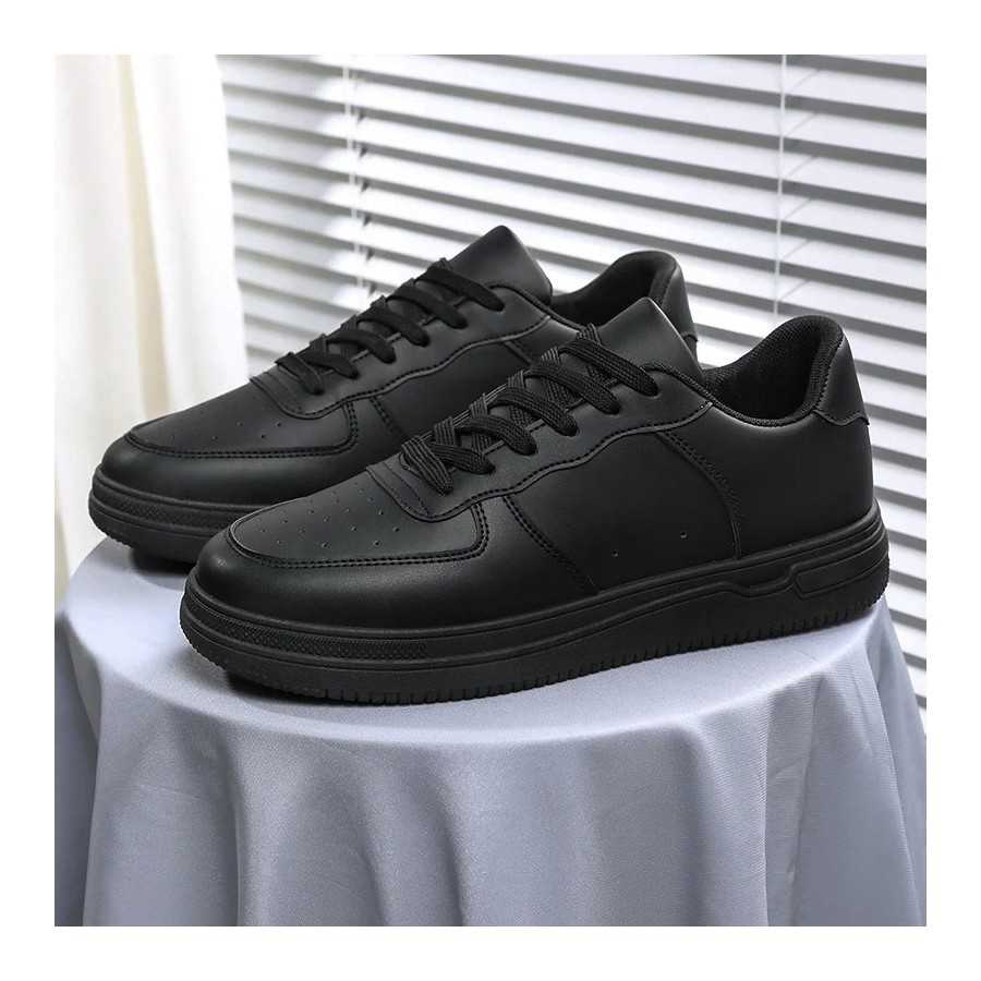Zapatos de cuero para exteriores para hombre, zapatillas deportivas clásicas de color negro con cordones para monopatín, caminar