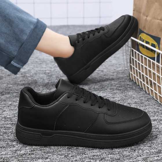 Zapatos de cuero para exteriores para hombre, zapatillas deportivas clásicas de color negro con cordones para monopatín, caminar